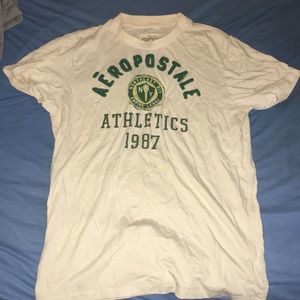 Aeropostale t shirt